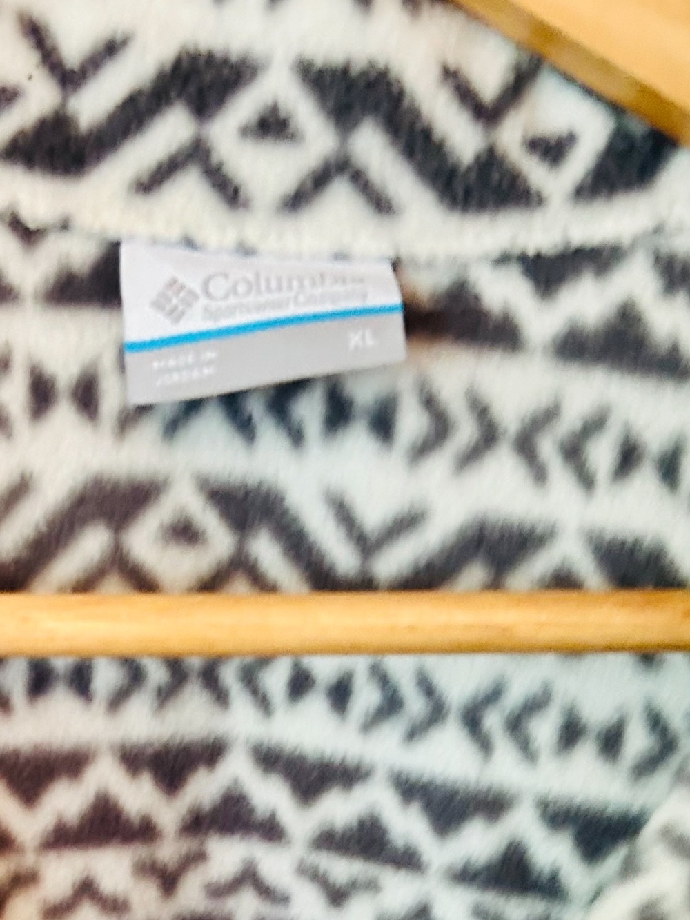 Columbia Women’s Geometric Print Full Zip Fleece Jacket-Size XL - Picture 3 of 4